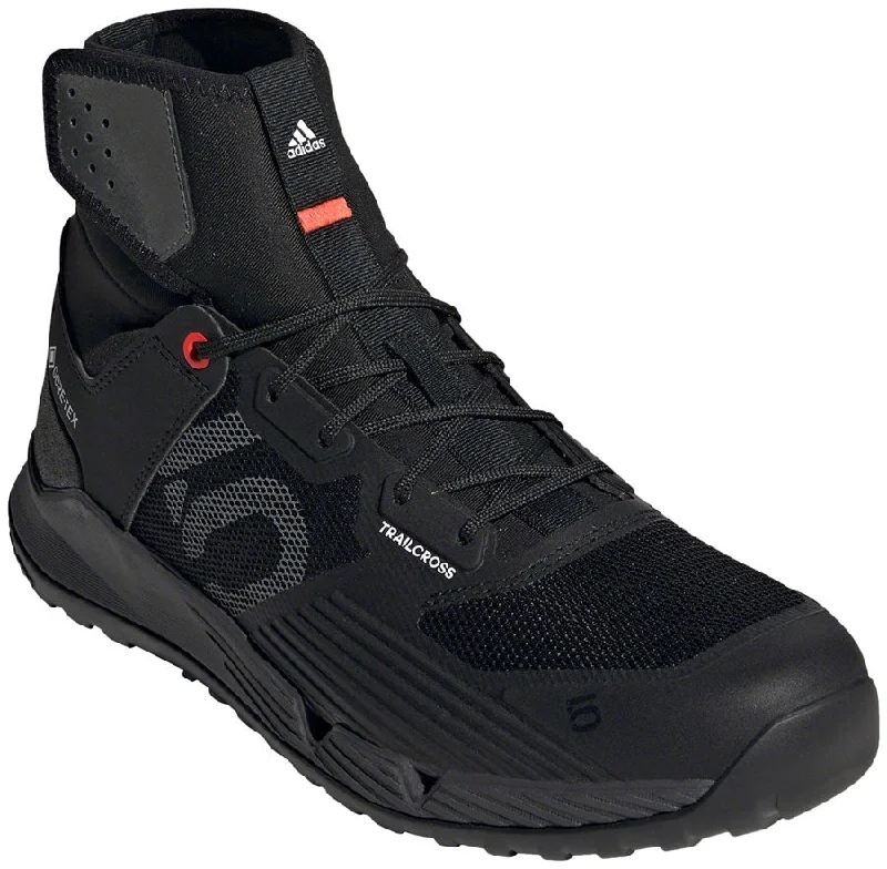 Five Ten Trailcross GTX Flat Shoes - Mens Core BLK / DGH Solid Gray / FTWR White 11.5