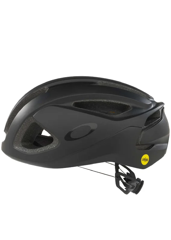 Oakley ARO 3 Bike Helmet